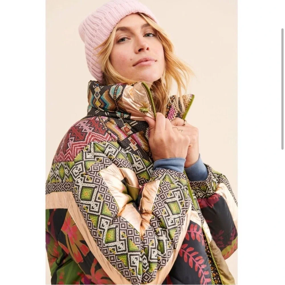 FARM Rio Tropical Rauti Reversible Puffer Jacket - Picture 2 of 9